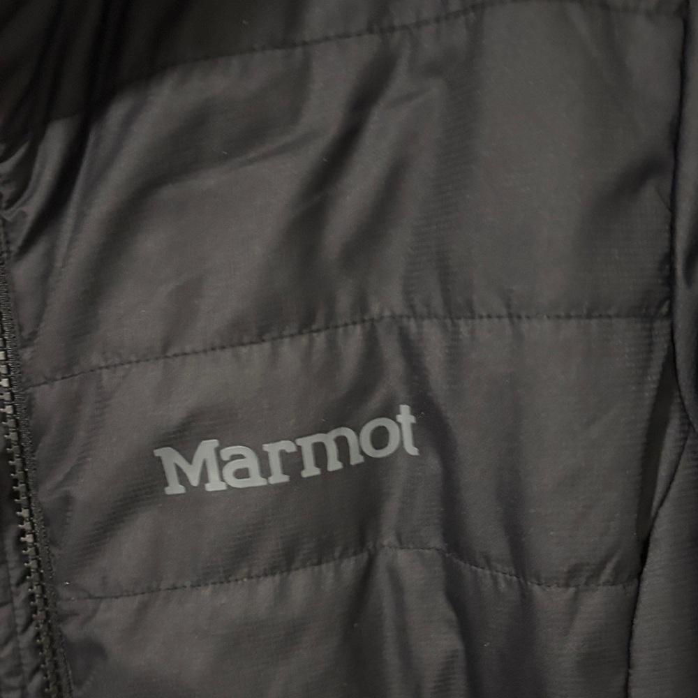 Marmot Women's Quilted Black Puffer Jacket - Picture 6 of 7